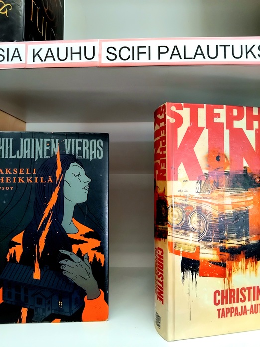 Yläosassa lukee Kauhu, alapuolella on 2 kirjaa.